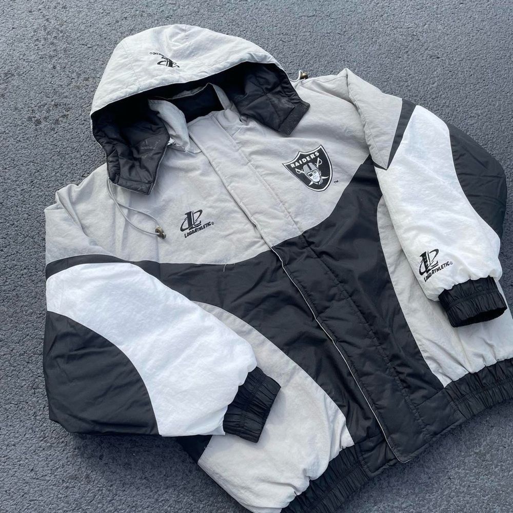 90s Oakland Raiders Logo Athletic NFL Pro Line Puffer Jacket